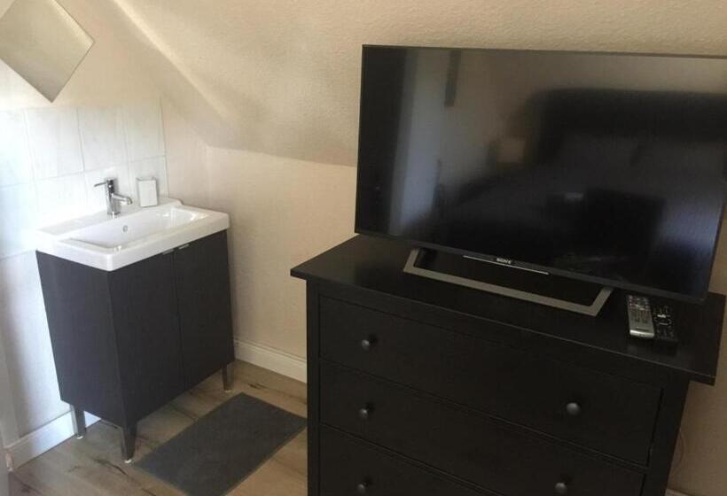 Standard room with outdoor bath, Pension Heidschnucke