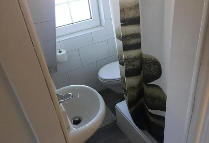 Standard room with outdoor bath, Pension Heidschnucke