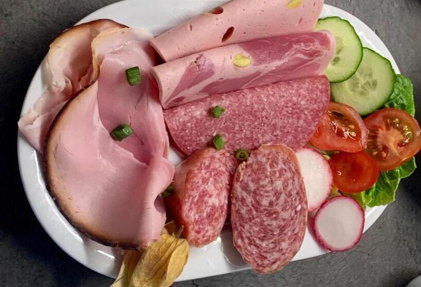 Standard room with outdoor bath, Pension Heidschnucke