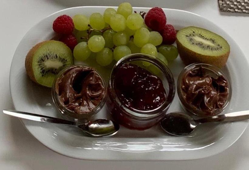 Standard room with outdoor bath, Pension Heidschnucke