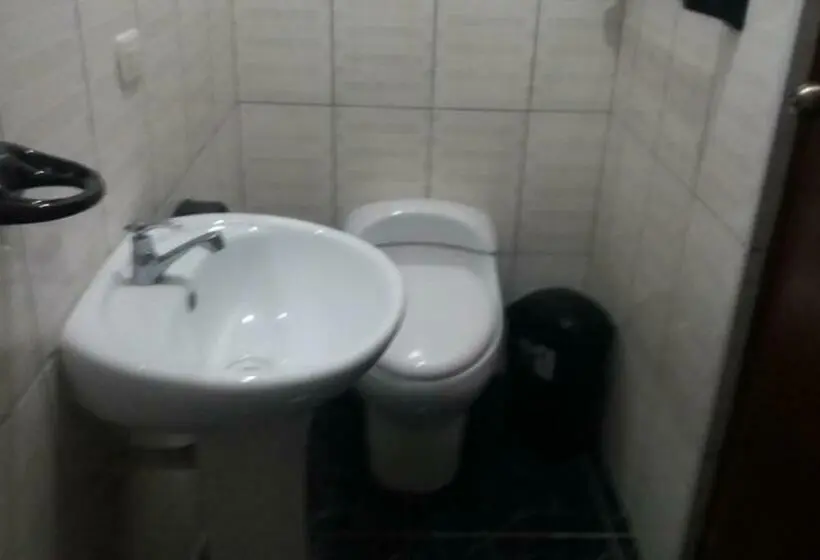 Quarto deluxe, Refugio