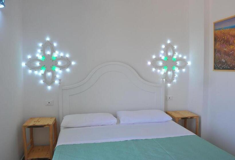 Standard Szoba, La Limini