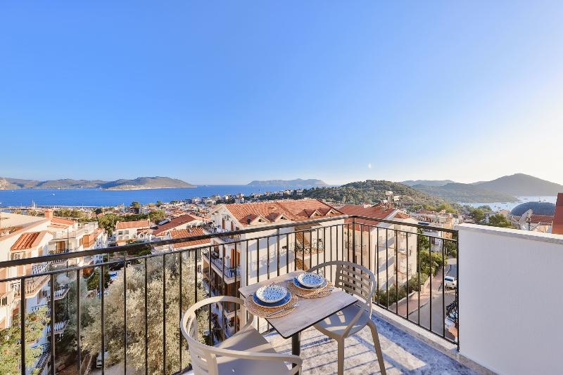 סוויטה נוף לים, Sole Vista Homes