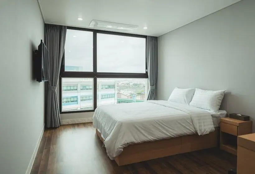 اتاق استاندارد, Aroomi Hotel Hyupjae