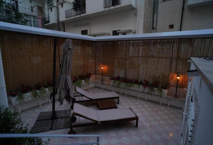 اتاق استاندارد با تراس, Bari Antica Boutique B&b