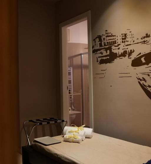 اتاق استاندارد یک نفره, Bari Antica Boutique B&b