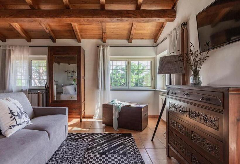 جناح عائلي, Casale Le Brecce B&b