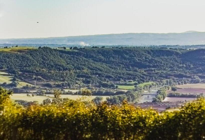 جناح عائلي, Casale Le Brecce B&b