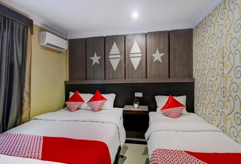 חדר משפחתי דלוקס, Collection O 90564 Hotel Merangin Syariah