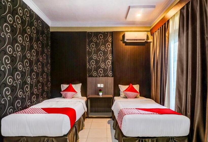 Номер Deluxe, Collection O 90564 Hotel Merangin Syariah