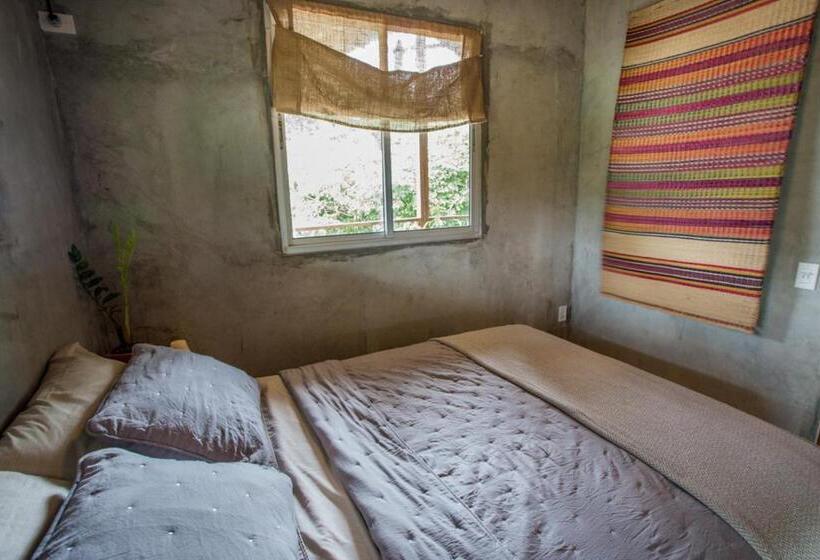 标准房带园景, Breathe Healing & Wellness