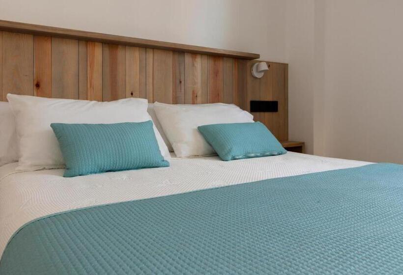 デラックスルーム, Cala Arena