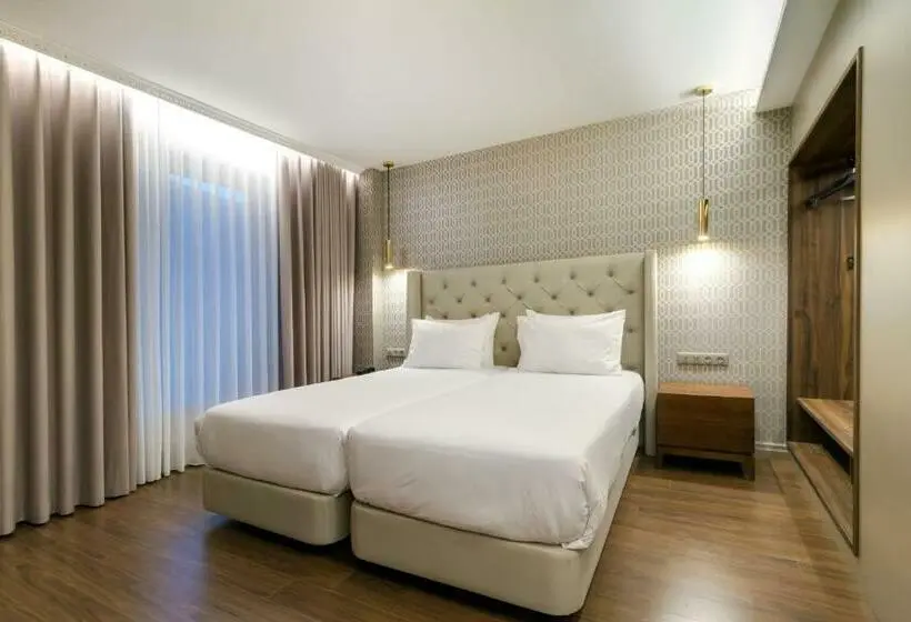 اتاق استاندارد, Oca Oriental Porto