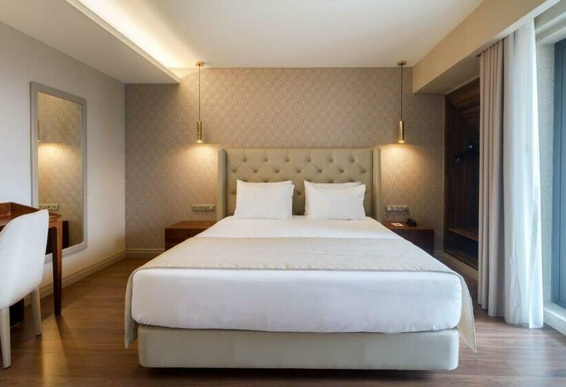 스탠다드 트리플 룸, Oca Oriental Porto