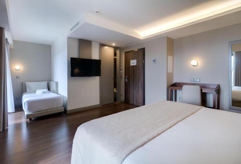 스탠다드 트리플 룸, Oca Oriental Porto