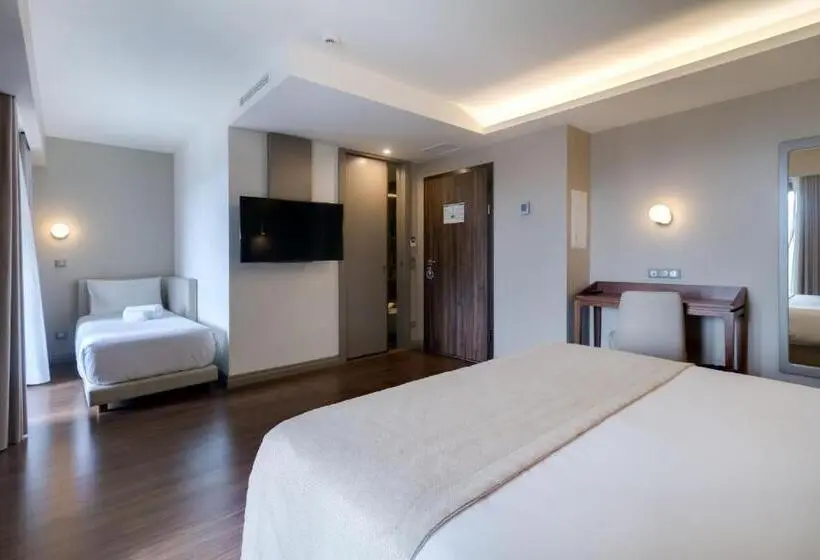 اتاق استاندارد سه نفره, Oca Oriental Porto
