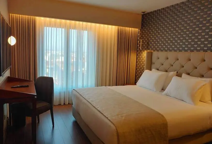 اتاق لوکس, Oca Oriental Porto
