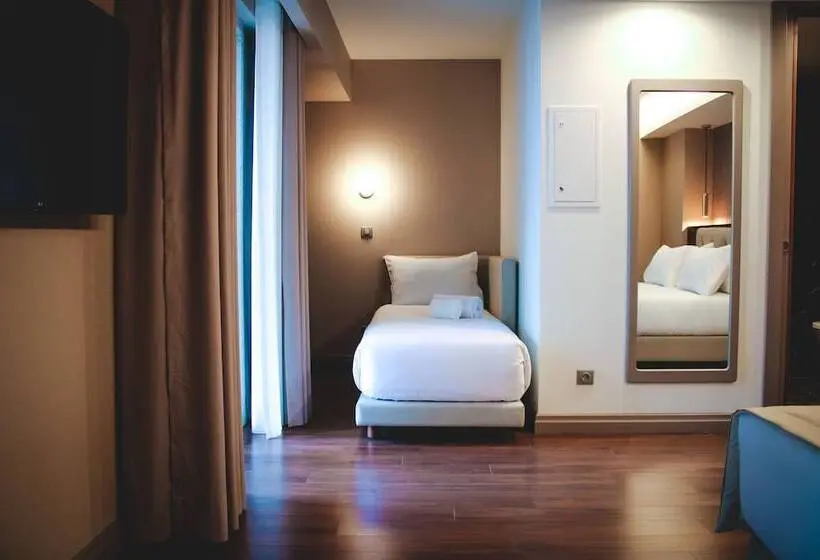 اتاق استاندارد سه نفره, Oca Oriental Porto