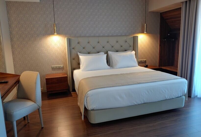 스탠다드 트리플 룸, Oca Oriental Porto