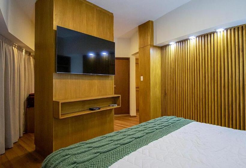 주니어 스위트, Salta Suite