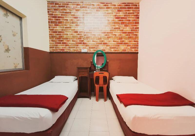 חדר סטנדרט, Spot On 90305 Hen Hen