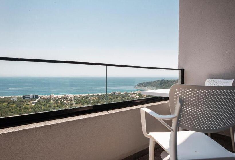 חדר דלוקס עם מרפסת נוף לים, Wait  N Sea