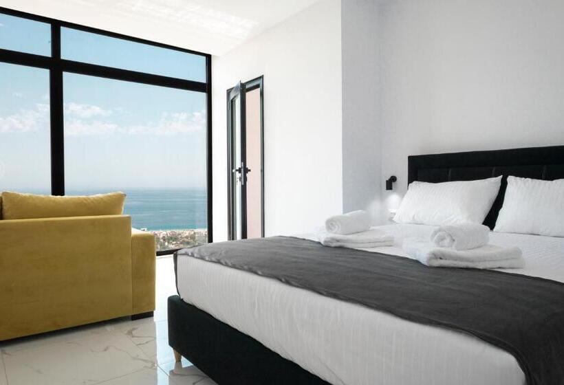 חדר משפחתי נוף לים, Wait  N Sea