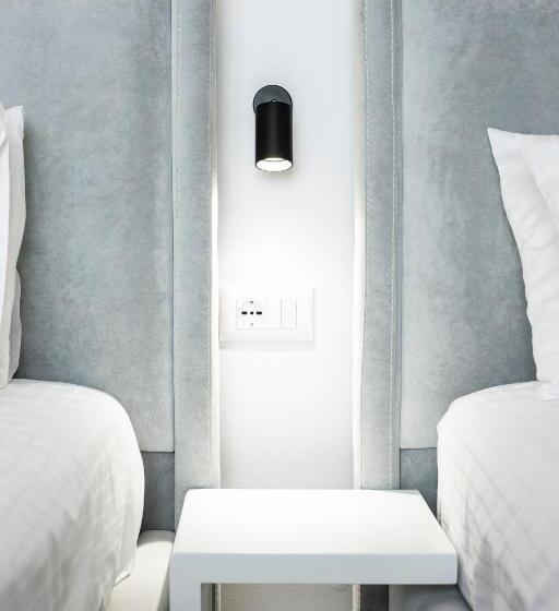 Triple Room Sea View, Wait  N Sea