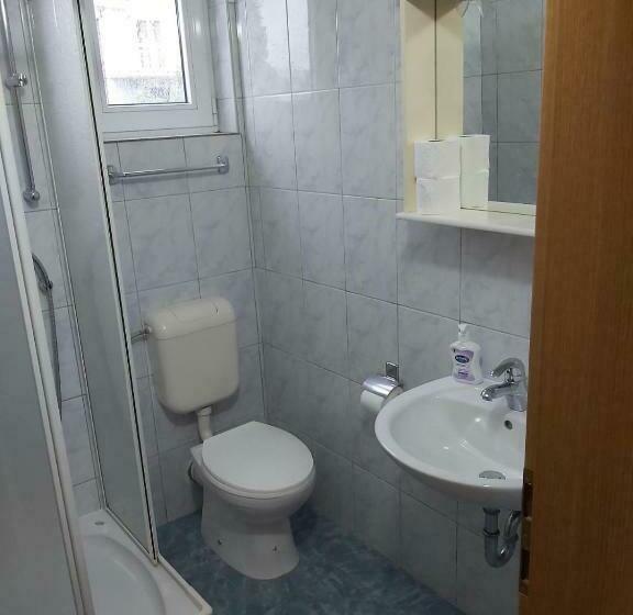 اتاق استاندارد, Anđela