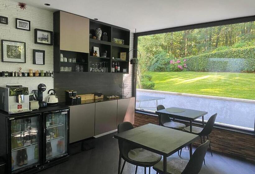 חדר דחוקס עם מיטת קינג, B&b Miranoza