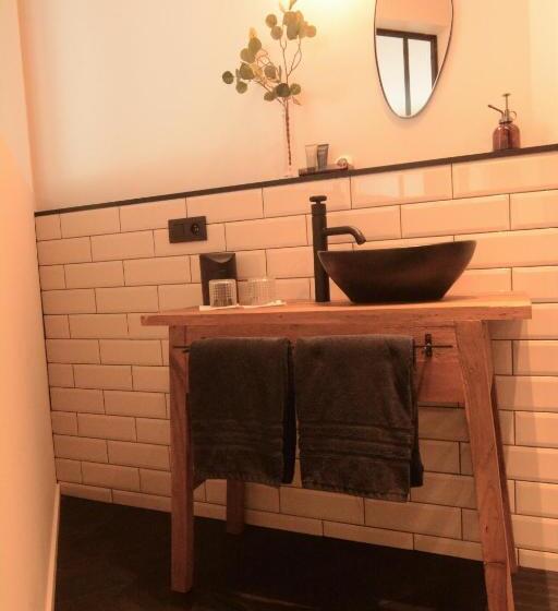 חדר דחוקס עם מיטת קינג, B&b Miranoza