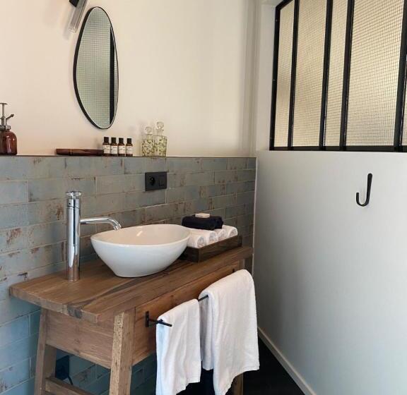 חדר דחוקס עם מיטת קינג, B&b Miranoza