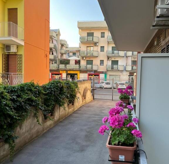 חדר לארבעה סטנדרטי עם מרפסת, Pompei Art