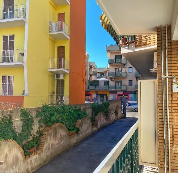 חדר לארבעה סטנדרטי עם מרפסת, Pompei Art