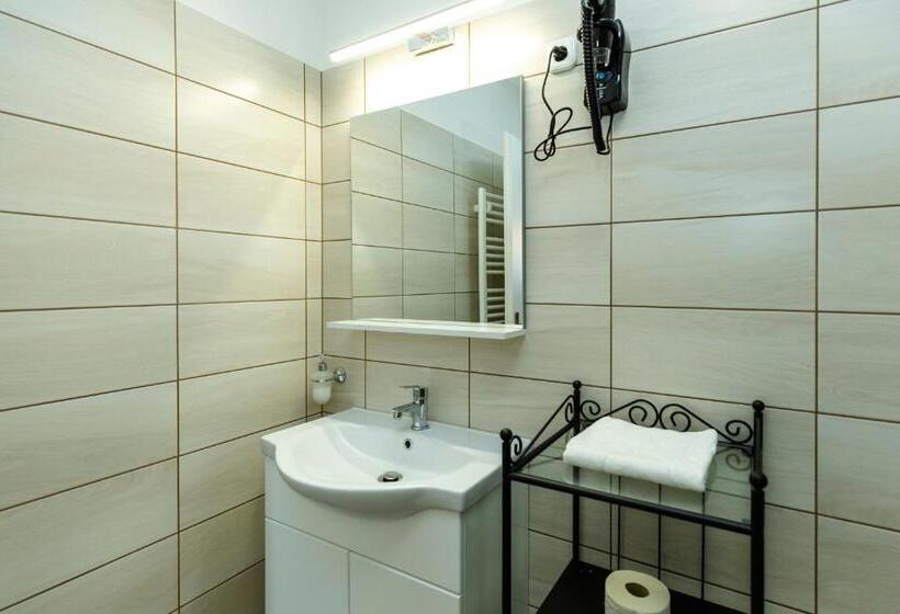 スイート, Servita Udvarház Eger