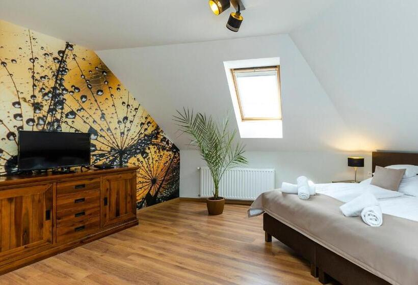 スイート, Servita Udvarház Eger