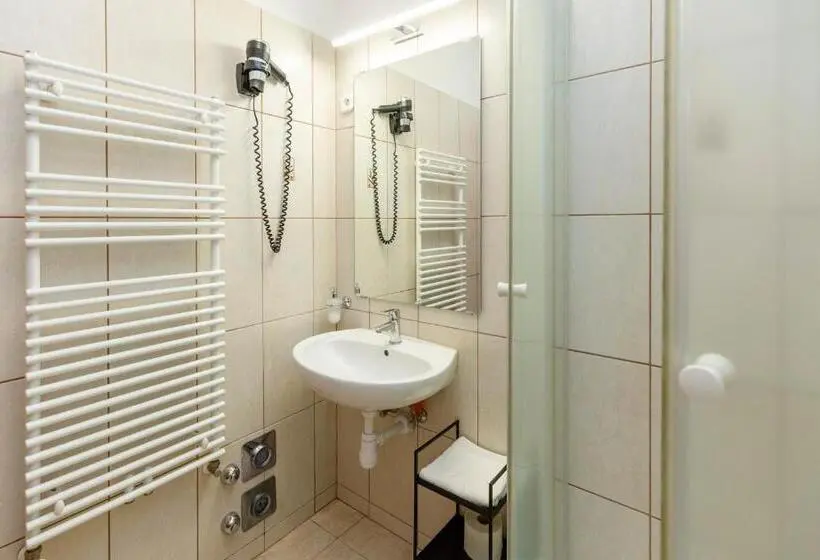Deluxe-huoneisto 1 Makuuhuone, Servita Udvarház Eger