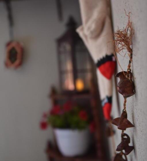 اتاق لوکس با بالکن, Hani I Vjeter Boutique