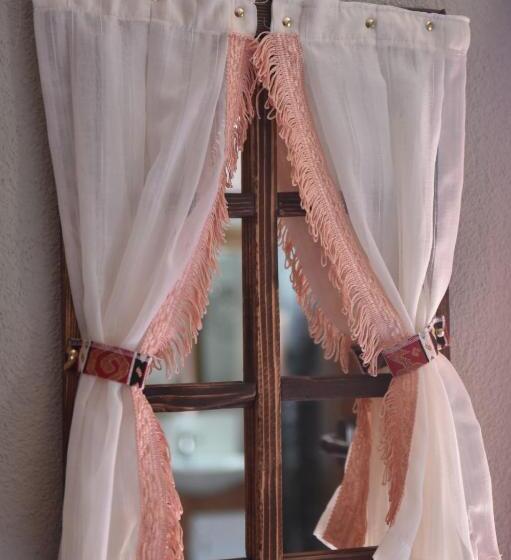 اتاق لوکس با بالکن, Hani I Vjeter Boutique