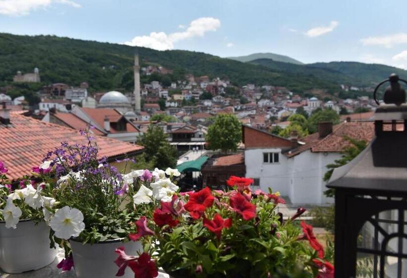 اتاق لوکس با بالکن, Hani I Vjeter Boutique