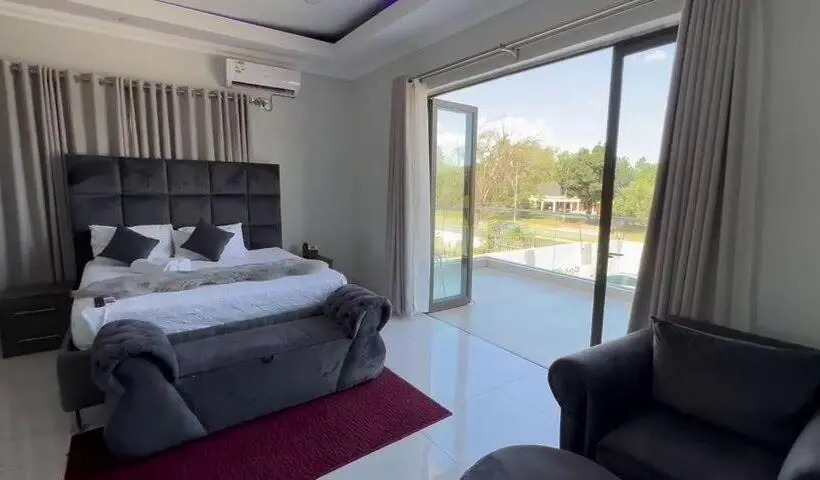 バルコニー付きデラックスルーム, Lifestyle Lodge