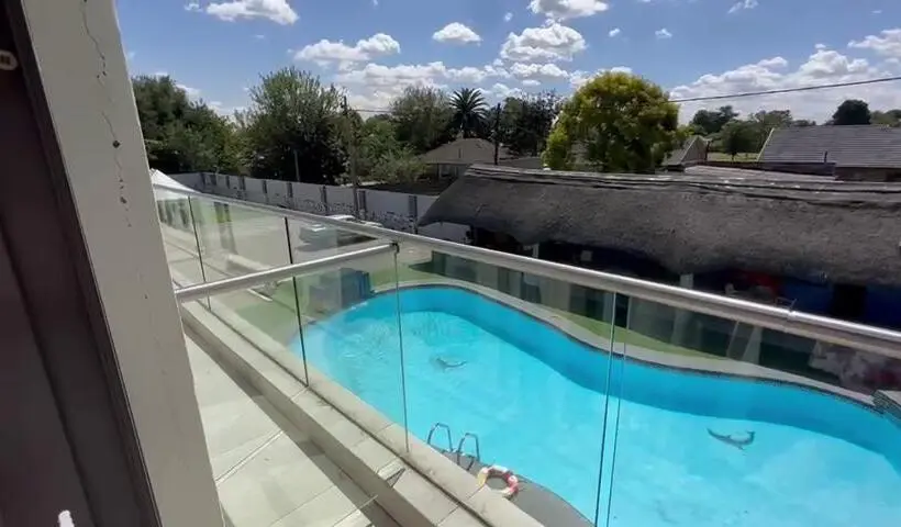 バルコニー付きデラックスルーム, Lifestyle Lodge