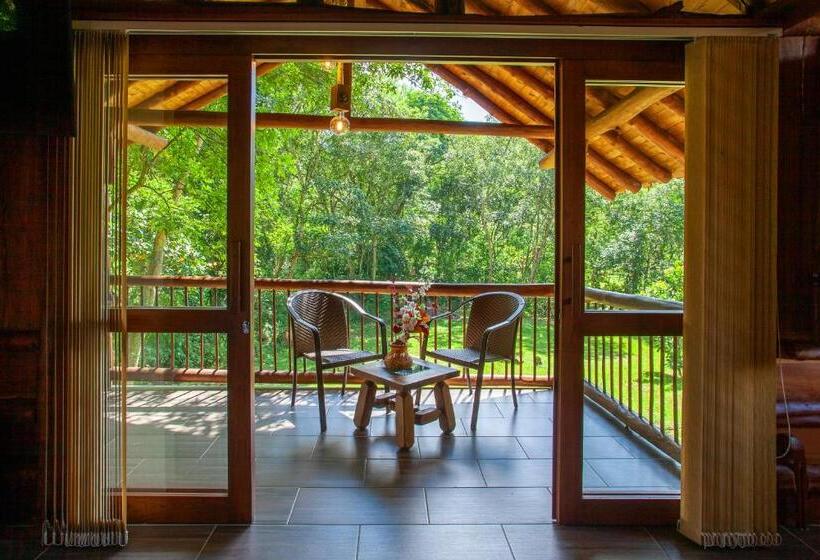 シャレー1寝室, Nana