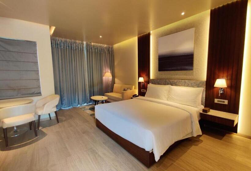 Номер Superior Вид на Море, Radisson Blu Resort Visakhapatnam