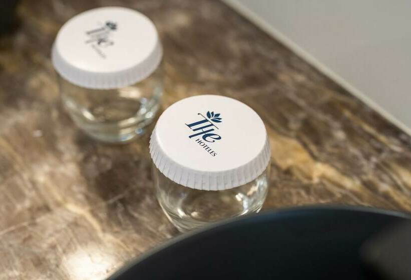 اتاق سوپریور, Livvo Lumm