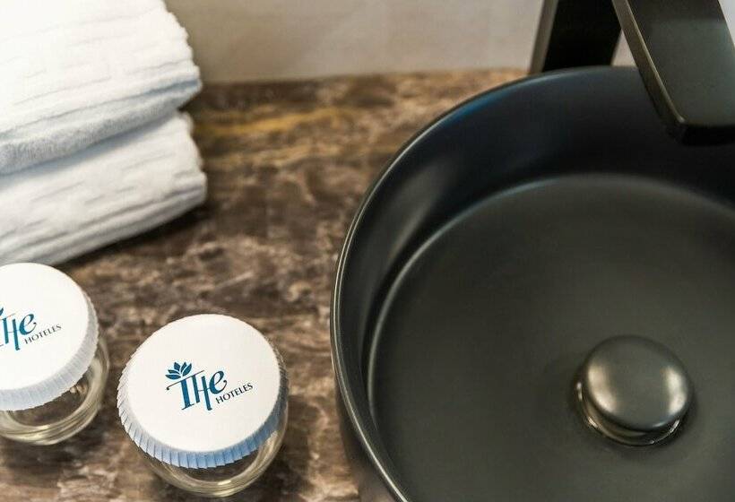 اتاق سوپریور, Livvo Lumm