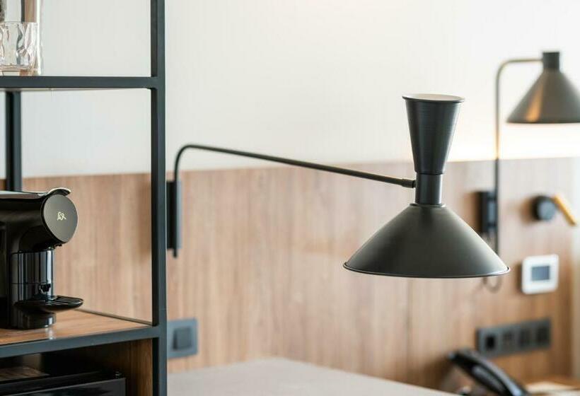 اتاق استاندارد, Livvo Lumm