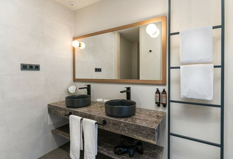 اتاق استاندارد, Livvo Lumm