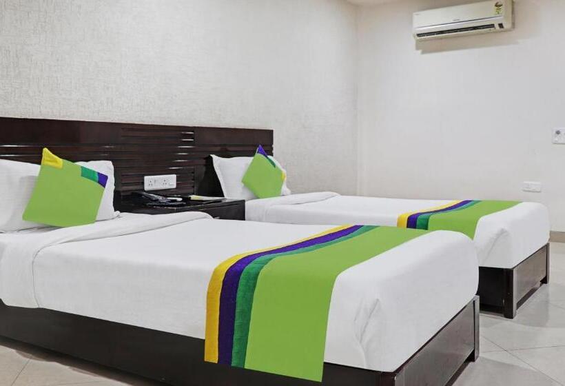 Deluxe Room, Treebo Elite City Upper Bazar