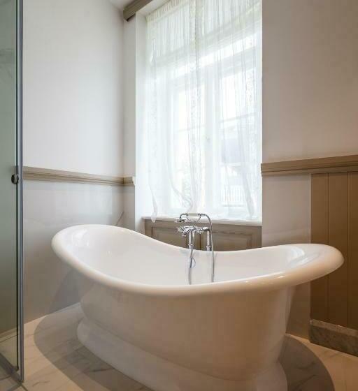 سوئیت با تخت بزرگ, Villa Friedheim